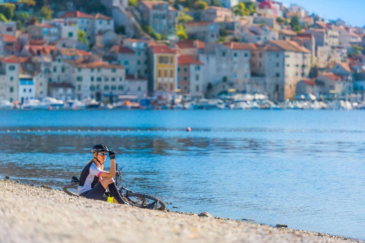 Apartmani Nina Šibenik Exteriör bild