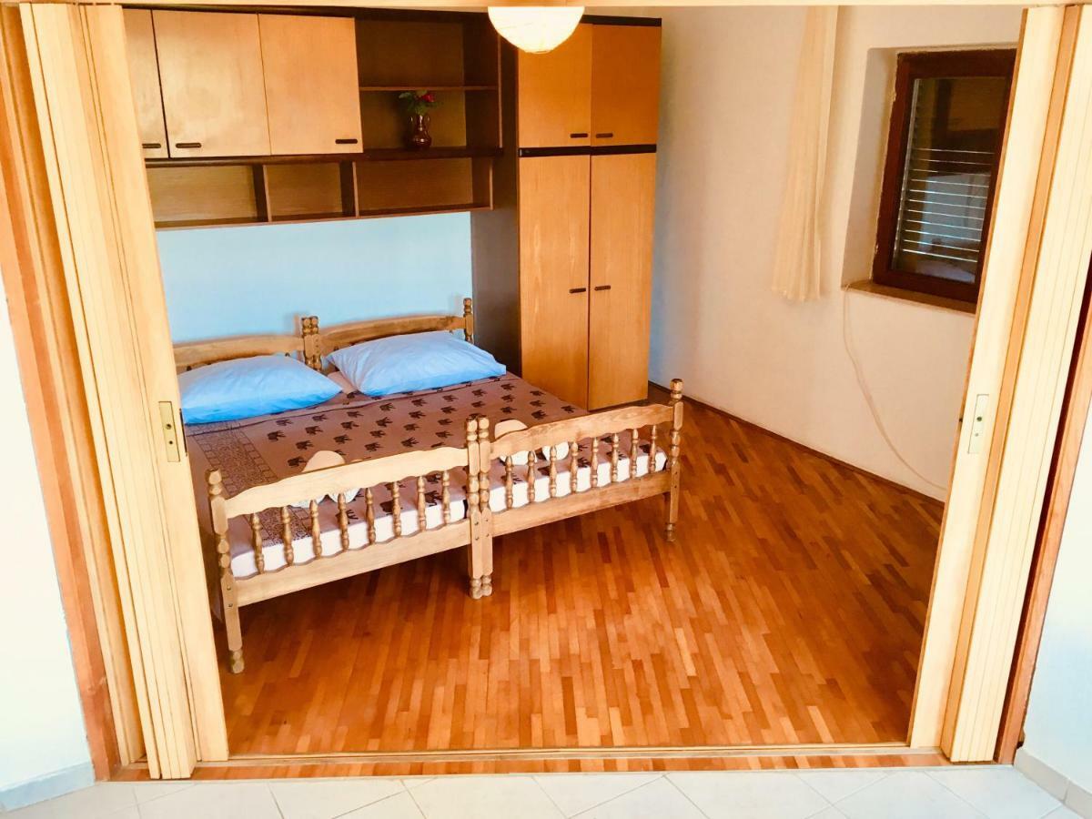 Apartmani Nina Šibenik Exteriör bild